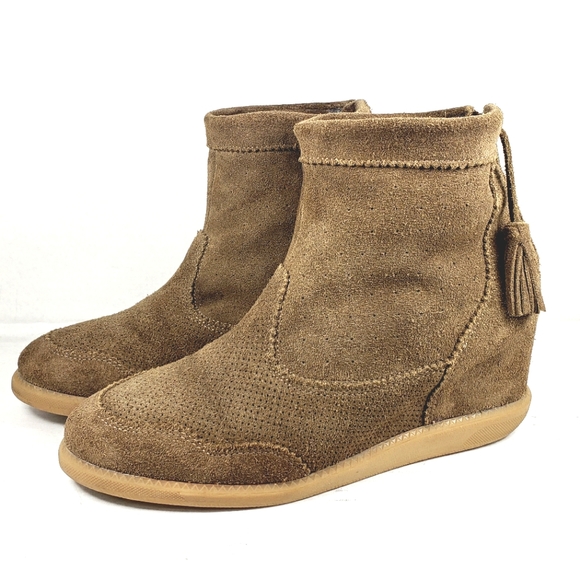 Brusque Tan Light Brown Suede Leather Ankle Boots With Tassels. Women's Size 7.5 - Picture 1 of 11